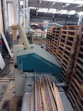 Andere Technik - Holzverarbeitungs-Maschinen