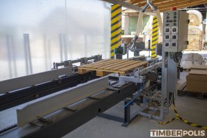 Andere Technik FERE - France | Tischlereitechnik | Holzverarbeitungs-Maschinen | MIRITRADE s.r.o.