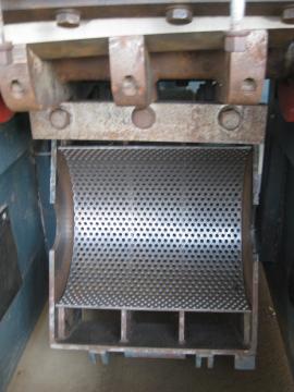 Zerkleinerer und Zerspaner Mlyn na drevo CASTULIK MN300 |  Holzabfallverarbeitung | Holzverarbeitungs-Maschinen | Ing.Častulík, s.r.o.